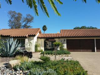 557 La Calma, Escondido, CA 92029-7901