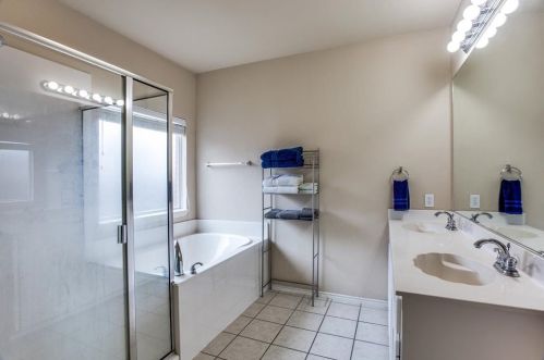 9613 Minton Dr, Fort Worth TX  76108-3888 exterior