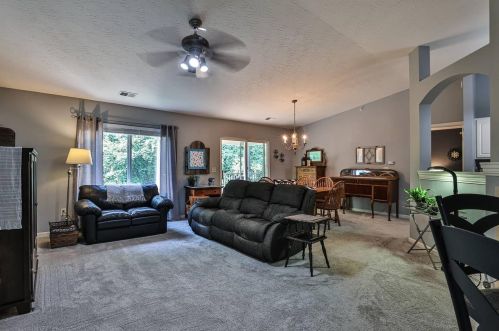 7263 English Dr, Cincinnati OH  45244-3147 exterior