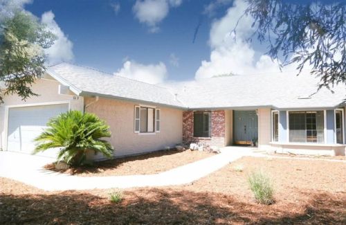964 Temperance Ave, Clovis, CA 93611-9281
