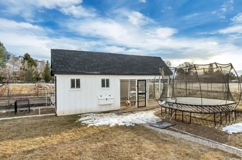 2712 Mt Jordan Rd, Sandy UT 84092-3380 exterior