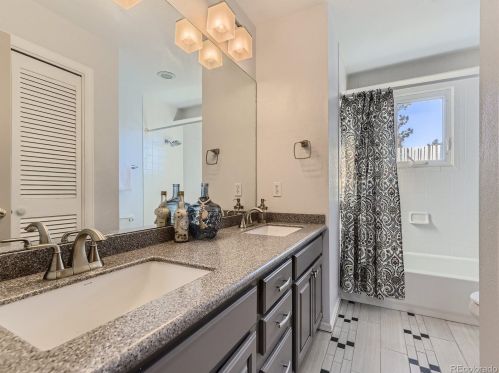 8372 Ponderosa Dr, Parker CO 80138-8231 exterior