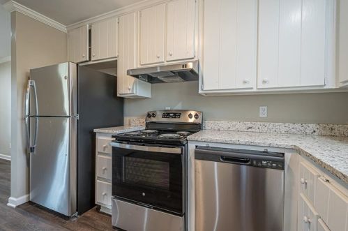 115 Victoria Sta, Holly Springs GA  30189-1468 exterior