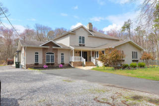 386 Oak Glen Rd, Wall Township, NJ 07731-8624