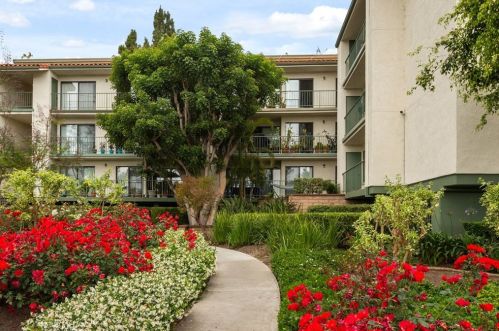 4110 Apricot Dr, Irvine, CA 92618-4404