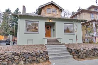 2423 Belmont St, Portland, OR 97214-2820