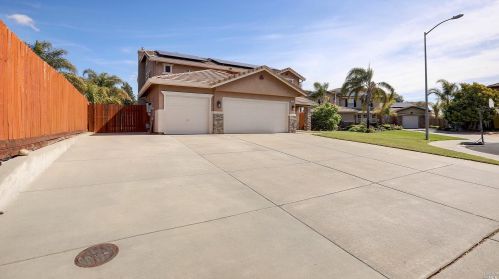1037 Barkwood Ct, Vacaville, CA 95687-7719