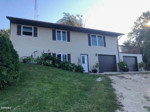 405 Hilltop Ter, Woodbine, IL 61085-1037