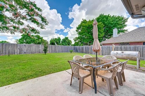 23111 Waterlily Dr, Richmond TX 77406-8616 exterior