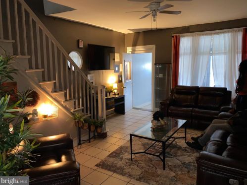 5219 10th St, Philadelphia PA 19141-4009 exterior