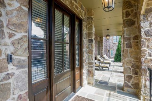 1743 Buckhead Ln, Atlanta, GA 30324-6102