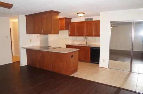 7404 Sandhurst Ln, Fort Worth TX  76182-4523 exterior