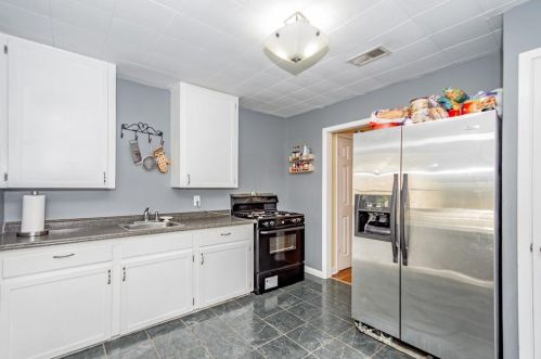 649 Lorrain St, Angleton TX 77515-3409 exterior