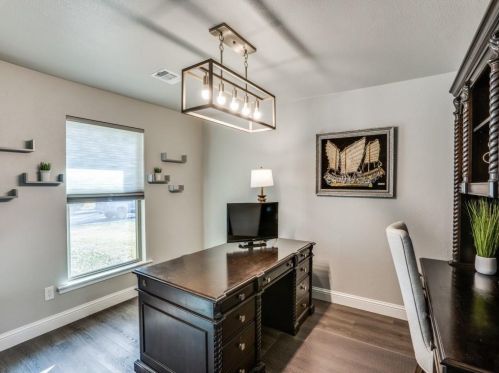 3225 Chapel Downs Dr, Dallas TX  75229-5834 exterior