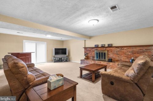 2845 Gunarette Way, Silver Spring MD 20906-1863 exterior