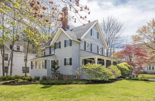 795 Middle St, Portsmouth, NH 03801-5014