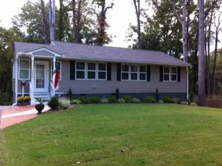 2007 Watkins St, Raleigh NC  27604-2128 exterior