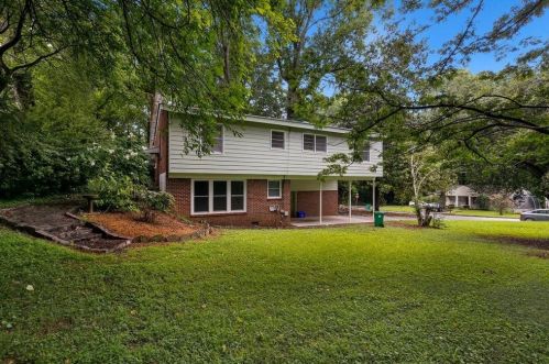 997 Burton Dr, Atlanta, GA 30329-4013