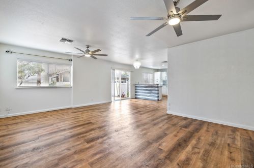 92-7049 Elele St, Kapolei, HI 96707