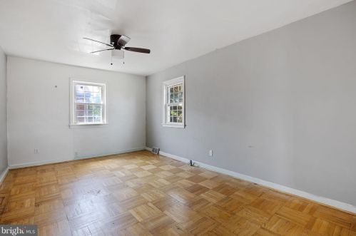 5623 Browning Rd, Camden NJ 08109-1638 exterior