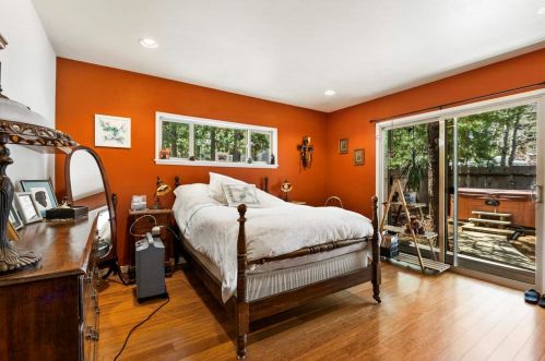 10458 Reynold Way, Truckee CA  96161-1805 exterior