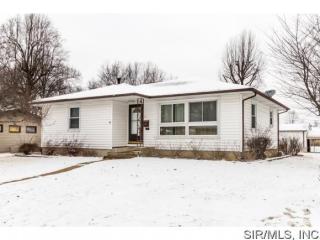 307 Temple St, Freeburg, IL 62243-1257