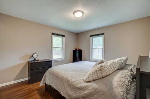 684 Eldridge Ave, Saint Paul MN  55113-6412 exterior