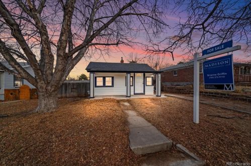 3130 Pearl St, Englewood CO  80113-2710 exterior