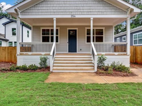 254 Miller Reed Ave, Atlanta GA  30315-4104 exterior