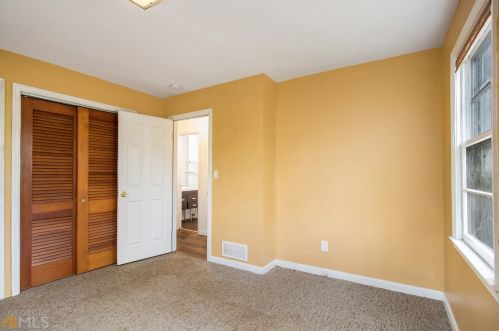 5115 Derrick Rd, Atlanta GA  30349-1614 exterior