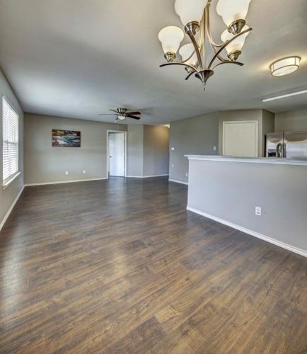 971 Goldenrod St, Uhland TX  78640-5459 exterior