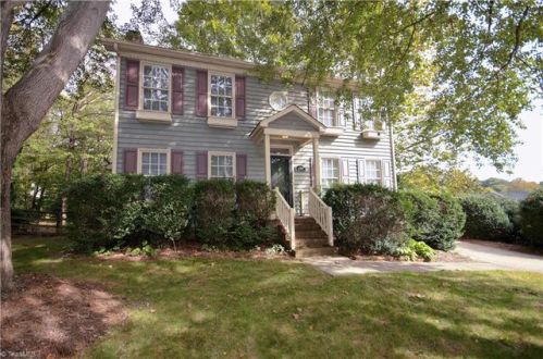 6408 Cardinal Wood Dr, Greensboro, NC 27410-8256