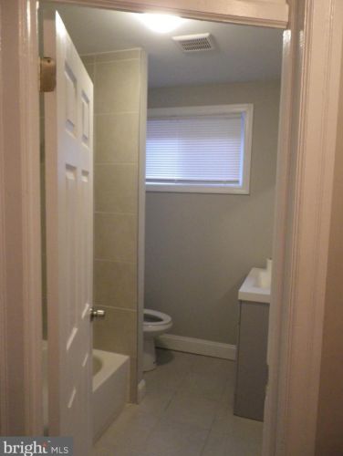 1605 Mount Ephraim Ave, Camden NJ  08104-1634 exterior