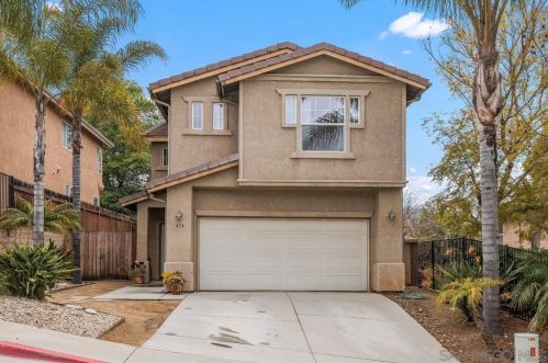 474 Chardonnay Ct, San Marcos, CA 92069-7820