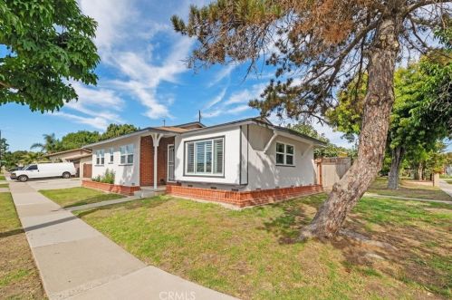 131 Keene Dr, La Habra, CA 90631-7138