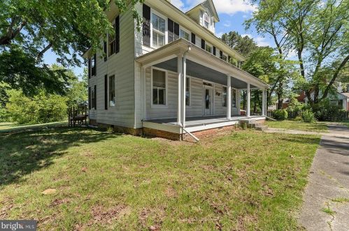 17359 Richmond Rd, Walmsley, VA 22435-2474