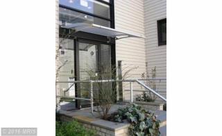 1127 Stuart St, Arlington VA  22201-4784 exterior