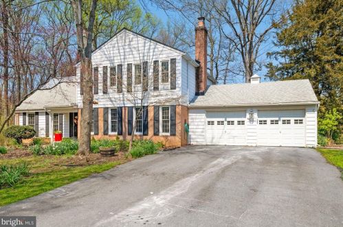 1800 Cullen Dr, Silver Spring, MD 20905-4428