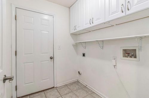 130 Laurel Springs Dr, Mcdonough GA  30253-6058 exterior