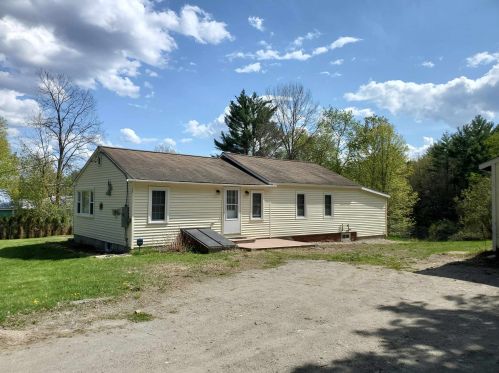 139 Canaan St, Orange, NH 03741-7615