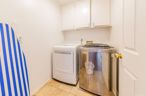 8735 Fallbrook Way, Anaheim CA  92808-3600 exterior