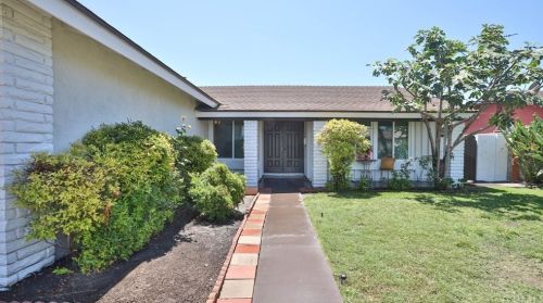710 Borchard Ave, Santa Ana, CA 92707-1918