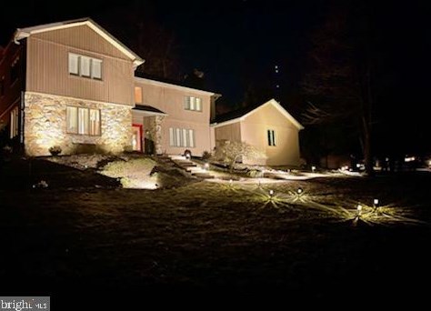4708 Maple Shade Dr, Harrisburg, PA 17110-3216
