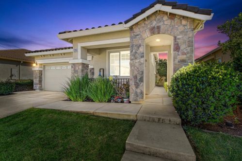 12240 Habitat Way, Rancho Cordova, CA 95742-7703