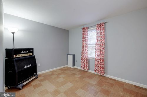 6401 Whippany Way, Springfield VA  22015-3428 exterior