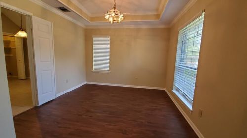 2103 Larkspur Dr, Carrollton TX  75010-4135 exterior