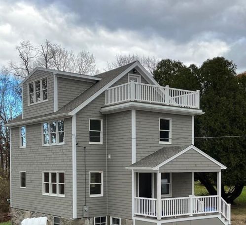 126 Hilton St, Tiverton, RI 02878-1116