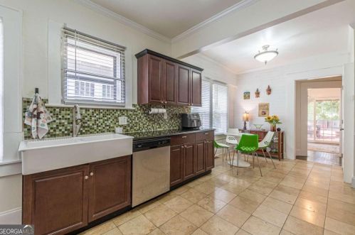 1339 Elizabeth Ln, Atlanta GA  30344-1724 exterior