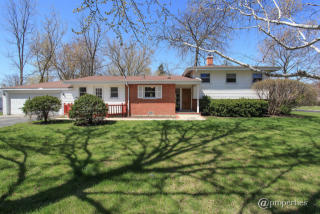 915 Brookside Ln, Bannockburn, IL 60015-4203