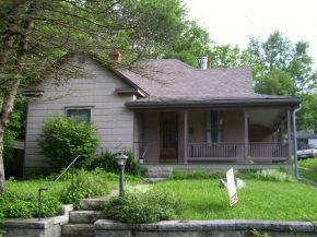 828 7th St, Blmgtn IN  47404-3646 exterior